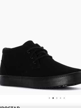 Eurostar Men's Black Low-Top Casual Sneakers! New 10